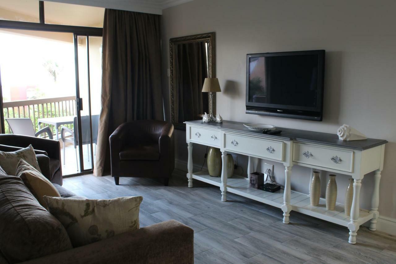 Beachfront Luxury @ Umhlanga เดอร์บัน ภายนอก รูปภาพ