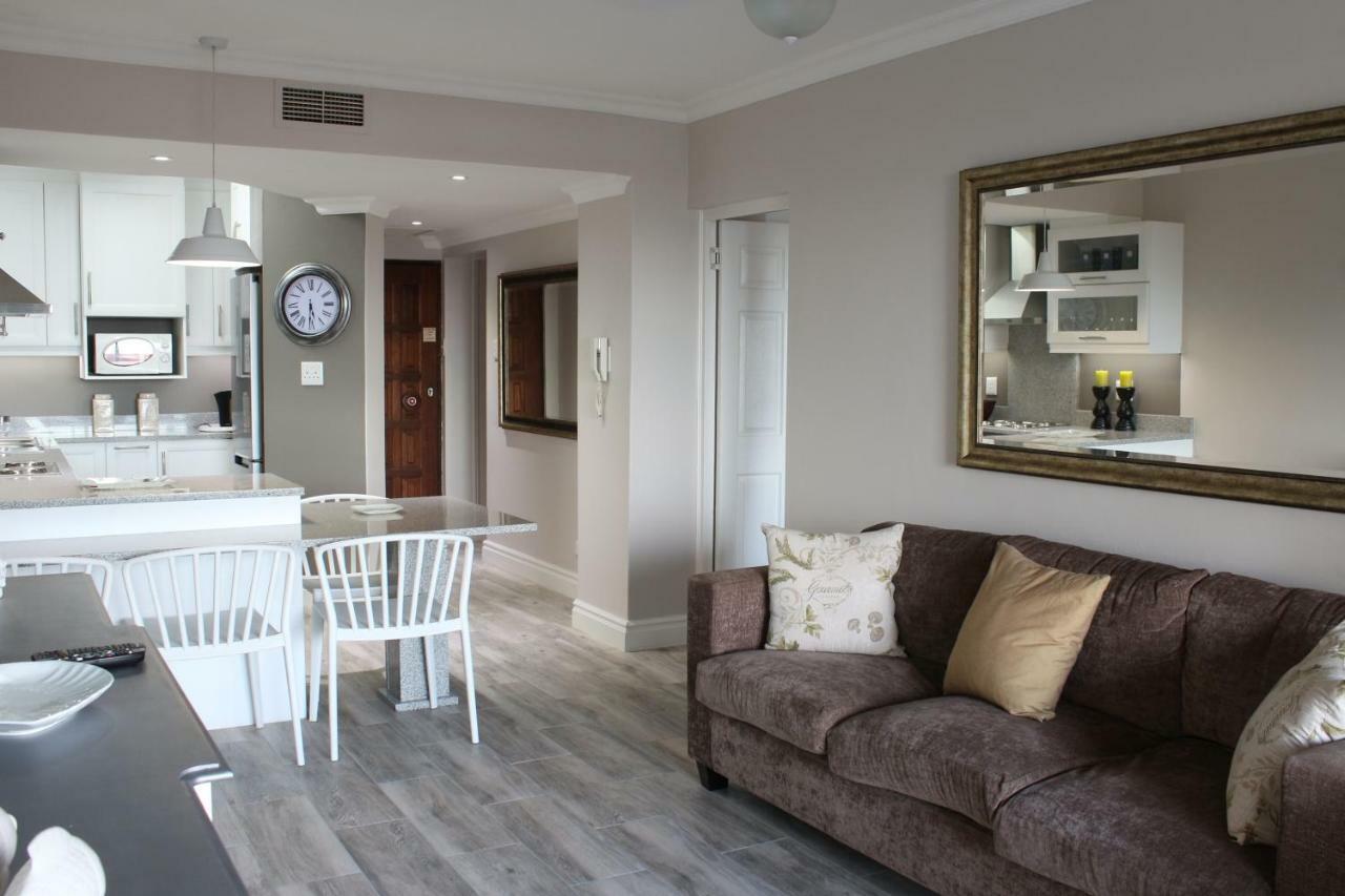 Beachfront Luxury @ Umhlanga เดอร์บัน ภายนอก รูปภาพ