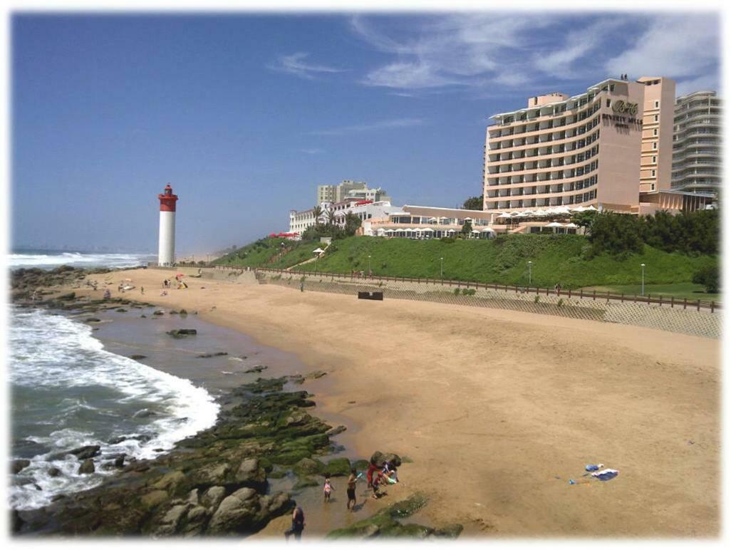 Beachfront Luxury @ Umhlanga เดอร์บัน ภายนอก รูปภาพ